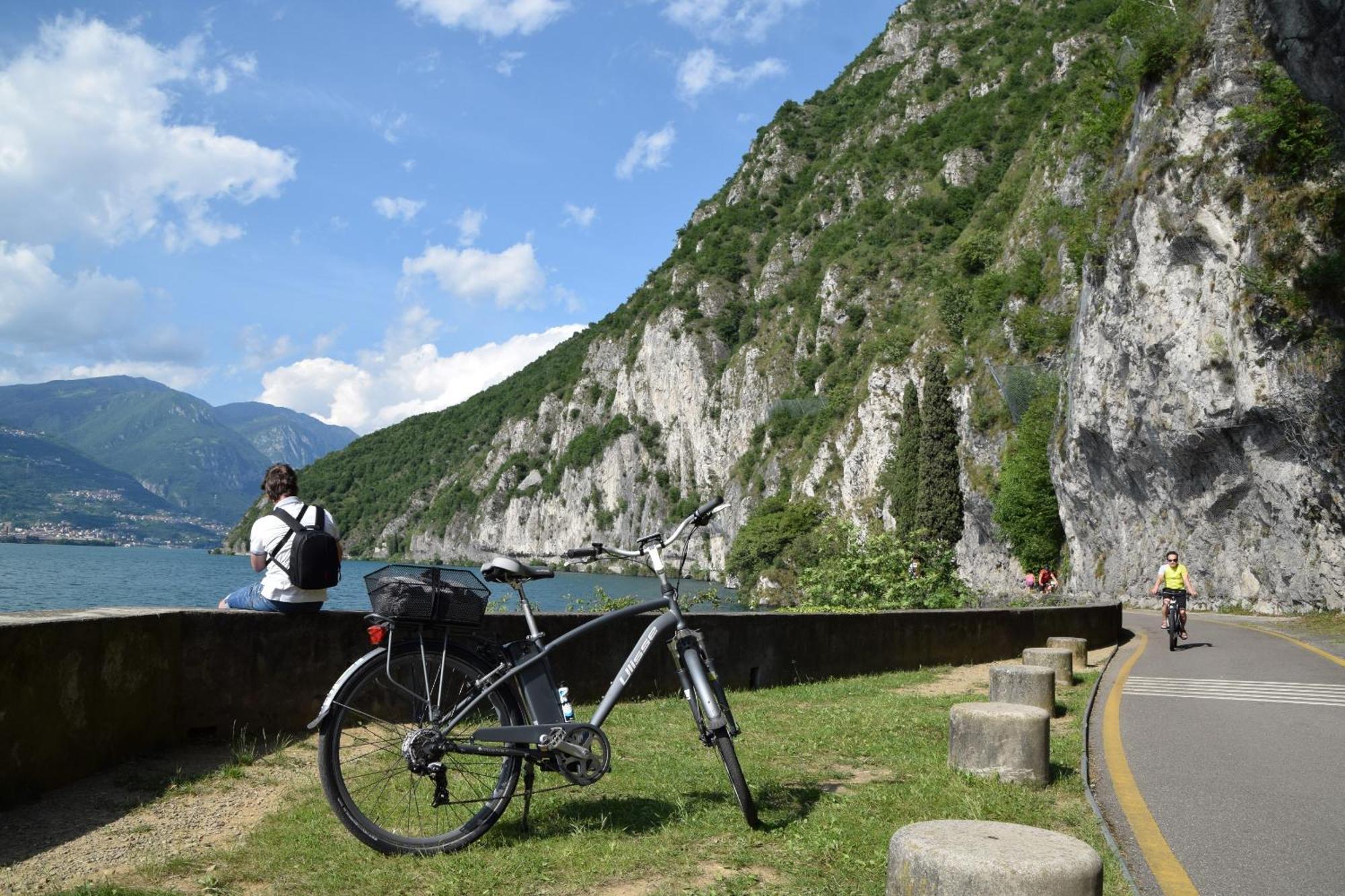 Angelo&Mari Mountain Lake Iseo Hospitality Marone Exteriör bild